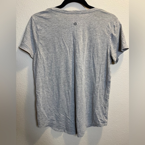 Lululemon Love Tee V - Picture 5 of 7